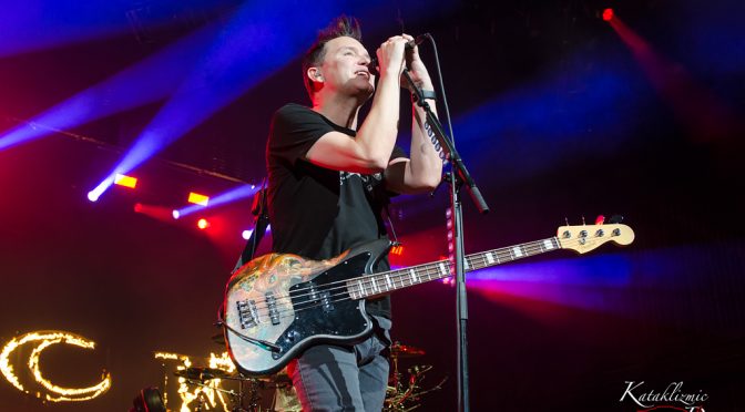 REVIEW: Blink-182 Goes ‘Overboard’ for Phoenix (9-24-16)
