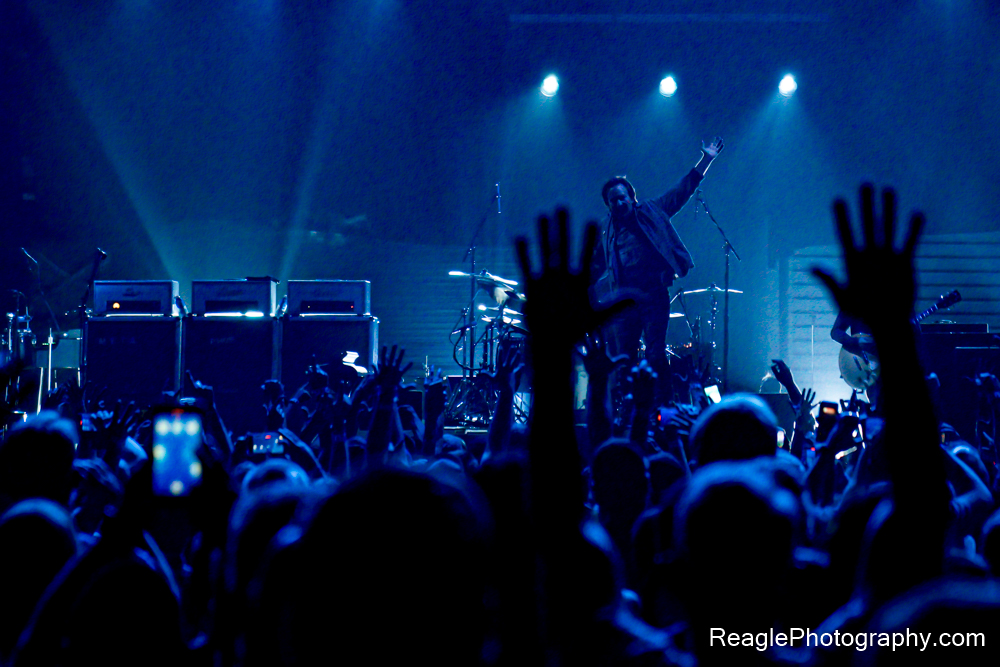 Pearl Jam - Gila River Arena