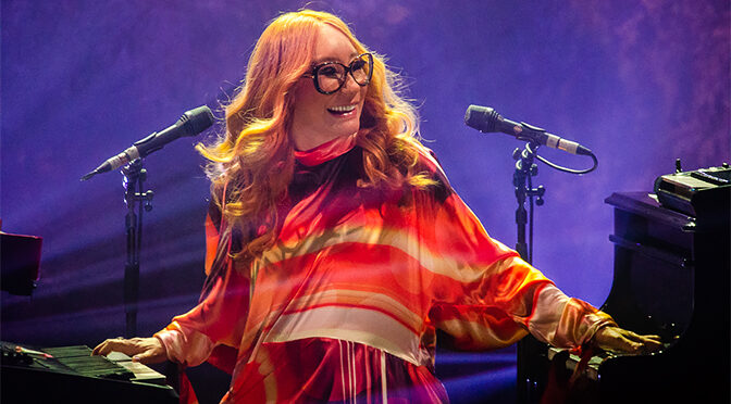 REVIEW: Tori Amos Puts On a Grand Show at the Historic Orpheum Theater (6-12-22)