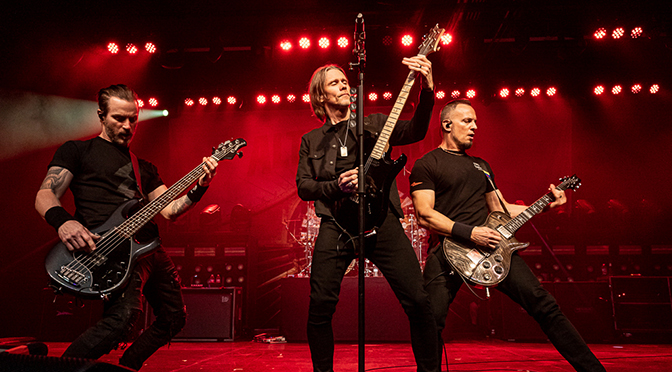 REVIEW: The Triumphant Return of <strong>Alter Bridge</strong> Brings “Pawns & Kings” To Marquee Theatre (3-29-23)