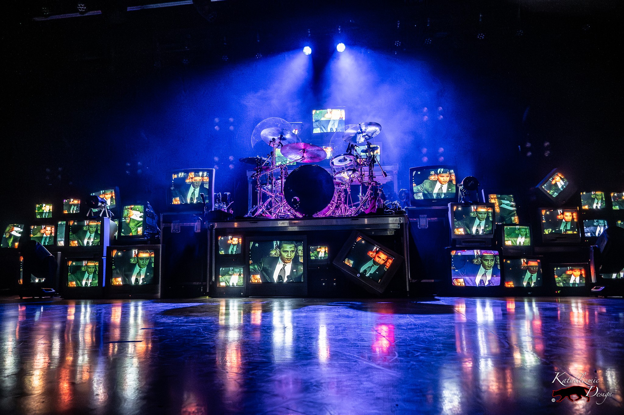 BOYS LIKE GIRLS stage setup with vintage CRT televisions surrounding the drum kit during The Soundtrack of Your Life Tour.